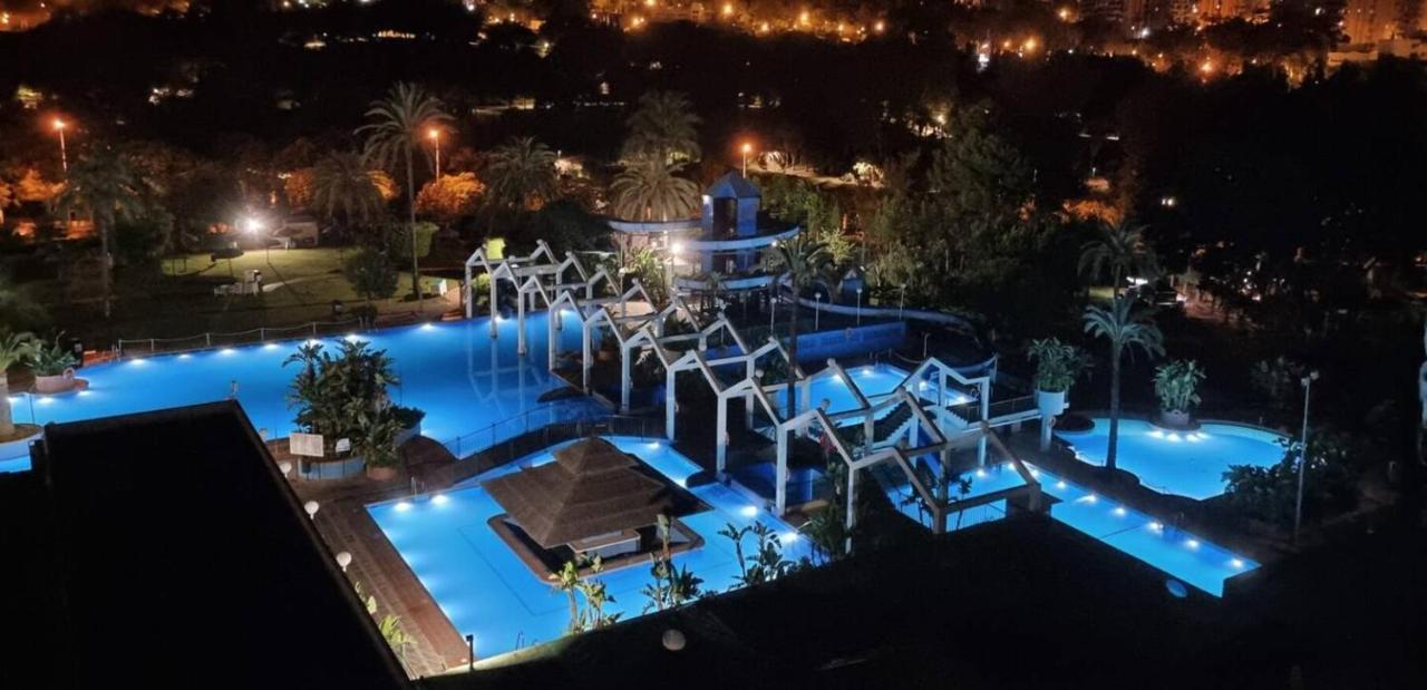 Benal Beach Suite, Parque Acuatico Y Vistas Al Mar Benalmádena Exterior foto