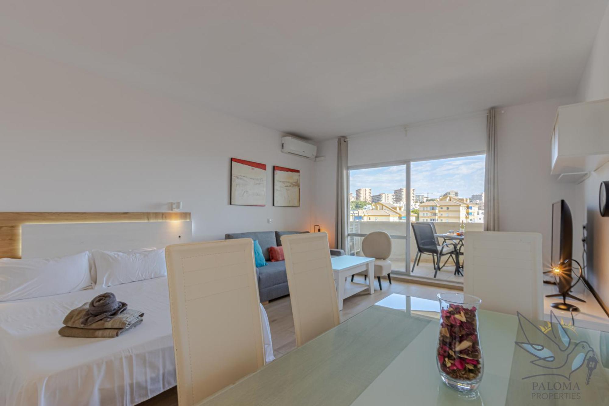 Benal Beach Suite, Parque Acuatico Y Vistas Al Mar Benalmádena Exterior foto
